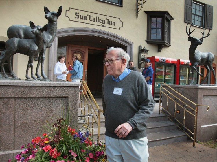 Warren Buffett, chairman of Berkshire Hathaway, attends the Allen & Company Sun Valley Conference on July 7, 2011 in Sun Valley, Idaho. (Scott Olson/Getty Images) Warren Buffett, chairman of Berkshire Hathaway, attends the Allen & Company Sun Valley Conference on July 7, 2011 in Sun Valley, Idaho. (Scott Olson/Getty Images)