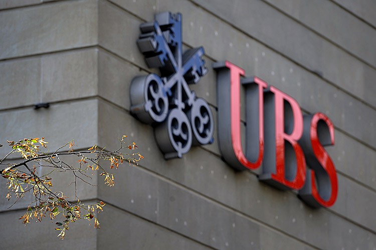 A logo of the Swiss banking giant UBS is seen at its main headquarters on September 15, 2011 in the center of Zurich. UBS revealed that a rogue trader had lost an estimated $2.0 billion (1.46 billion euros) in unauthorised trades, and that it may plunge into the red as a result. (FABRICE COFFRINI/AFP/Getty Images)