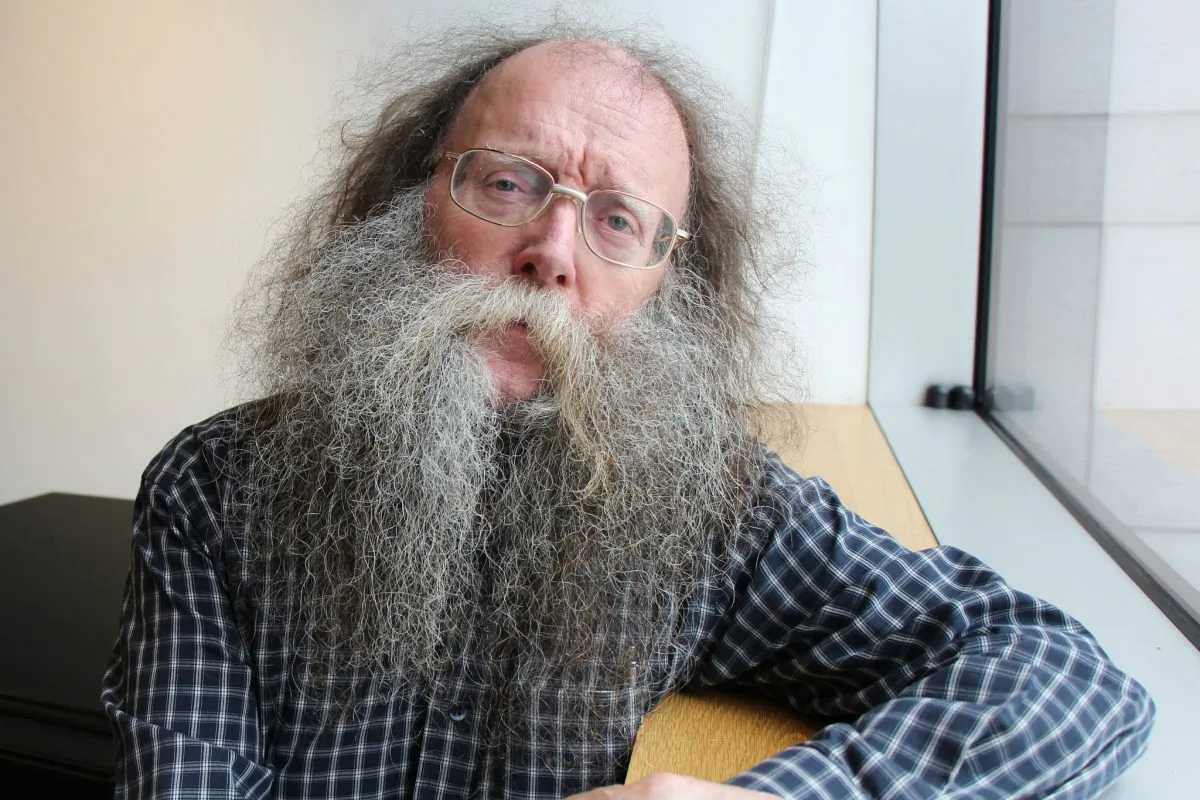 Eddie Lenihan, one of the few practicing seanchaithe, warns about disturbing the ancient dwellings of Ireland. (Chris Sloan/CC BY-SA)