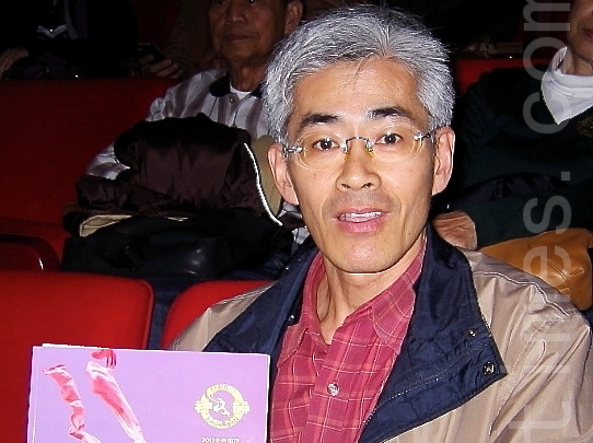 130221120014100383 Painter Ku Ho-Chung praises Shen Yun