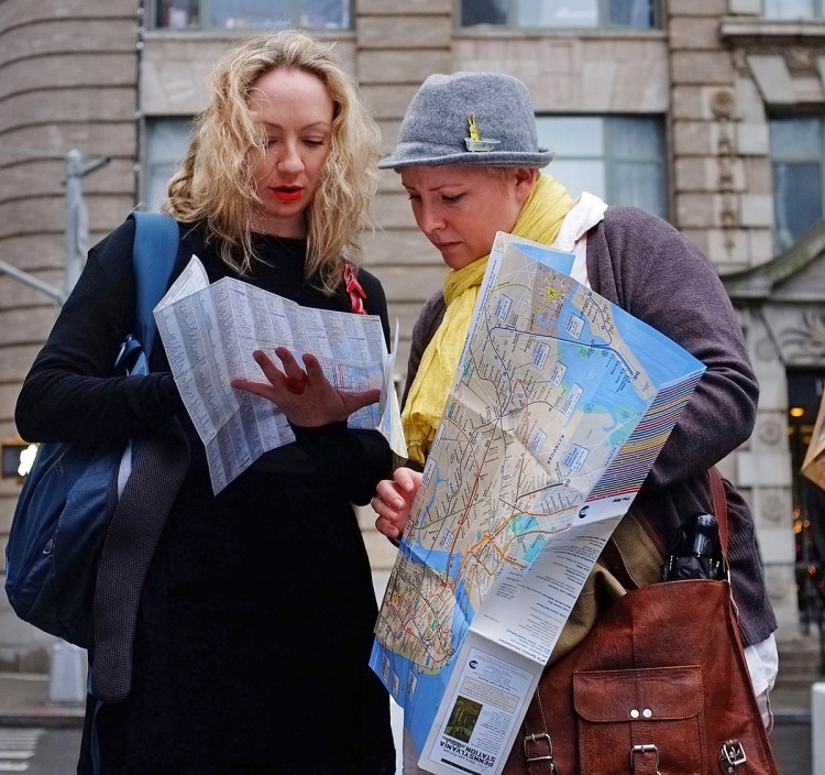 Tourists in New York City Epoch Times Photo