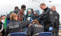 German Border Checks Add Urgency to EU Refugee Debate