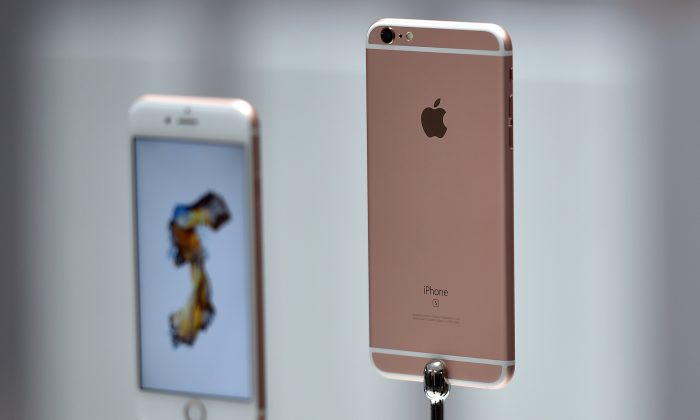 New models of the iPhone 6s are seen displayed during an Apple media event in San Francisco, California on September 9, 2015. (Josh Edelson/AFP/Getty Images)