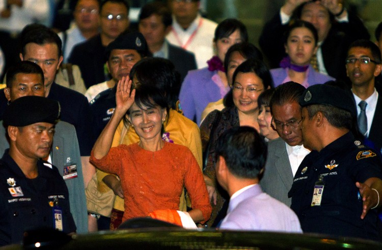 Aung San Suu Kyi Arrives In Bangkok To Attend World Economic Forum BANGKOK, THAILAND - MAY 29: Myanmar (Burmese) pro-democracy leader Aung San Suu Kyi leaves the Suvarnabhumi International airport on her first international trip in 24 years outside Burma May 29, 2012 in Bangkok, Thailand. Aung San Suu Skyi arrived in Thailand to attend the World Economic Forum on East Asia. Previously she was either under house arrest or too fearful that she wouldn't be able to return if she left Myanmar.