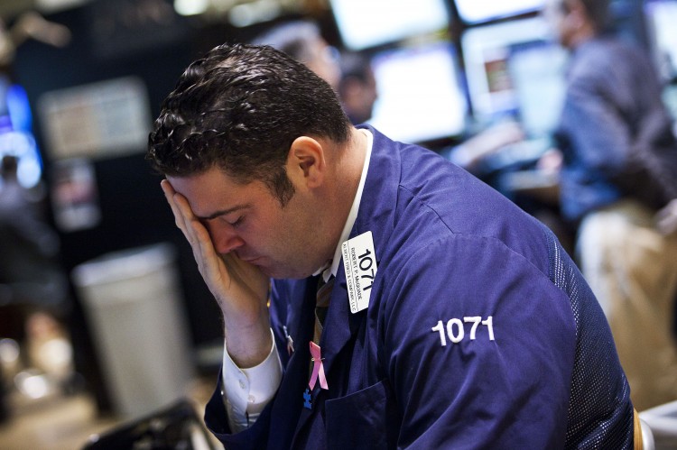 Dow Plunges Sharply On Fears Of Spain Bailout Epoch Times Photo