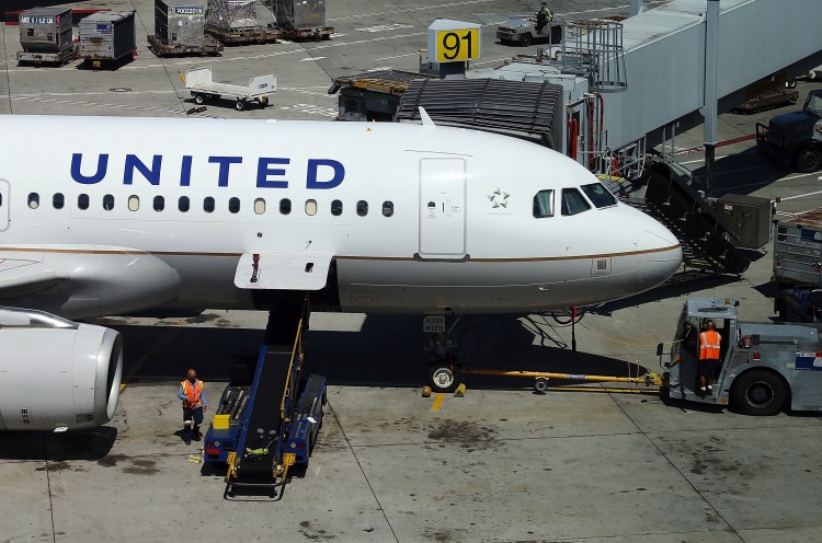 United Continental Epoch Times Photo
