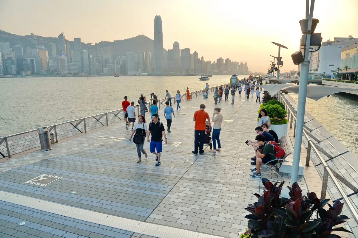 Avenue of Stars at waterfront in Tsim Sha Tsui, Kowloon on Sept. 10, 2015. (Epoch Times)