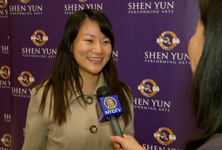 Shen Yun Performing Arts at New York City Lifen Li attend Shen Yun Performing Arts at New York City's Lincoln Center on April 19. (The Epoch Times)