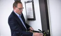 Safety Experts Question Classroom Barricade Devices