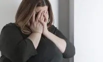 Study Links Poor Body Image to Weight Gain in Girls