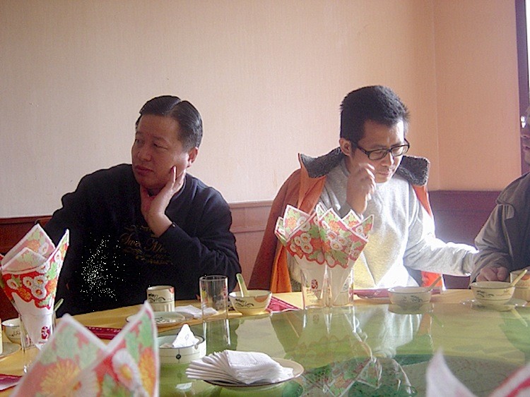 Chinese human rights lawyers Gao Zhisheng (L) and Guo Feixiong pictured in a restaurant in January 2006. (The Epoch Times) Chinese human rights lawyers Gao Zhisheng (L) and Guo Feixiong pictured in a restaurant in January 2006. (The Epoch Times)