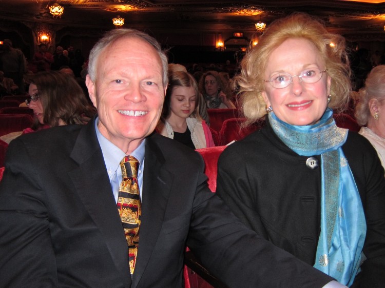 20120427_columbus_ValerieAvore_A.+Smith_Industrial+Designer_Husband_ThinkTank_EET_jpg Alan and Angelique Smith attend Shen Yun