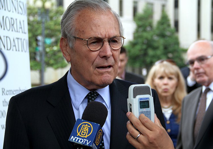 Former U.S. Defense Secretary Donald Rumsfeld Former U.S. Defense Secretary Donald Rumsfeld