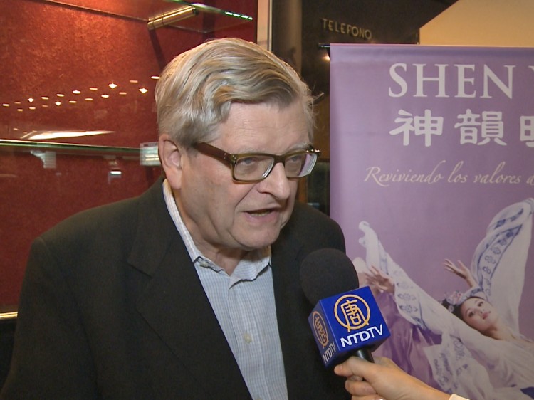 Mr.Pablo Bardin attended Shen Yun Performing Arts