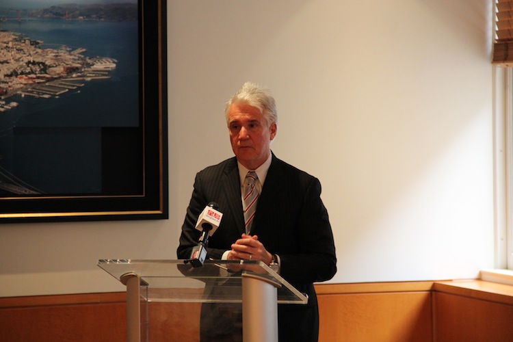 San Francisco District Attorney George Gascón speaks at a Chamber of Commerce public policy forum on Feb. 19, 2013. CHRISTIAN WATJEN/THE EPOCH TIMES San Francisco District Attorney George Gascón speaks at a Chamber of Commerce public policy forum on Feb. 19, 2013. CHRISTIAN WATJEN/THE EPOCH TIMES