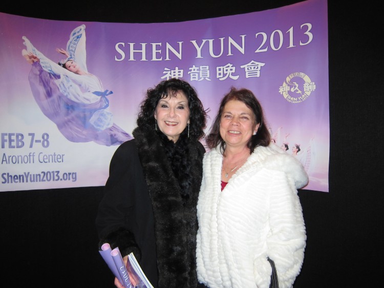 20130208_Cincinnati_ValerieAvore_Heidi+Campbell_Eileen+Neiman_Ball+Room+Dancer+etc_EET_ Heidi Campbell and Eileen Neiman enjoyed an evening at Shen Yun