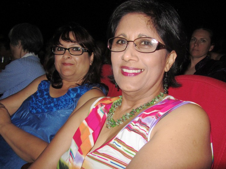 20130209-Auckland-LilyZhang-Aruna+GoundaiBanking+Advisor-CET Aruna Goundai, enjoyed an evening at Shen Yun