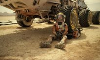 ‘The Martian’: Matt Damon’s Merry Mission-to-Mars Movie