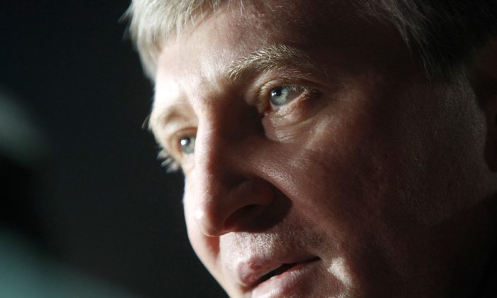 FC Shakhtar's President Rinat Akhmetov attends a training session in Donetsk on December 4, 2012 on the eve of the UEFA Champions League, Group E, football match between FC Shakhtar and Juventus. (Alexander Khudoteply /AFP/Getty Images)
