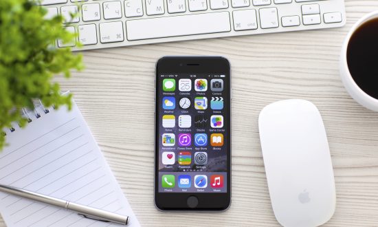 Snap: Smartphones Give Dedicated Digital Cameras a Run for Their Money