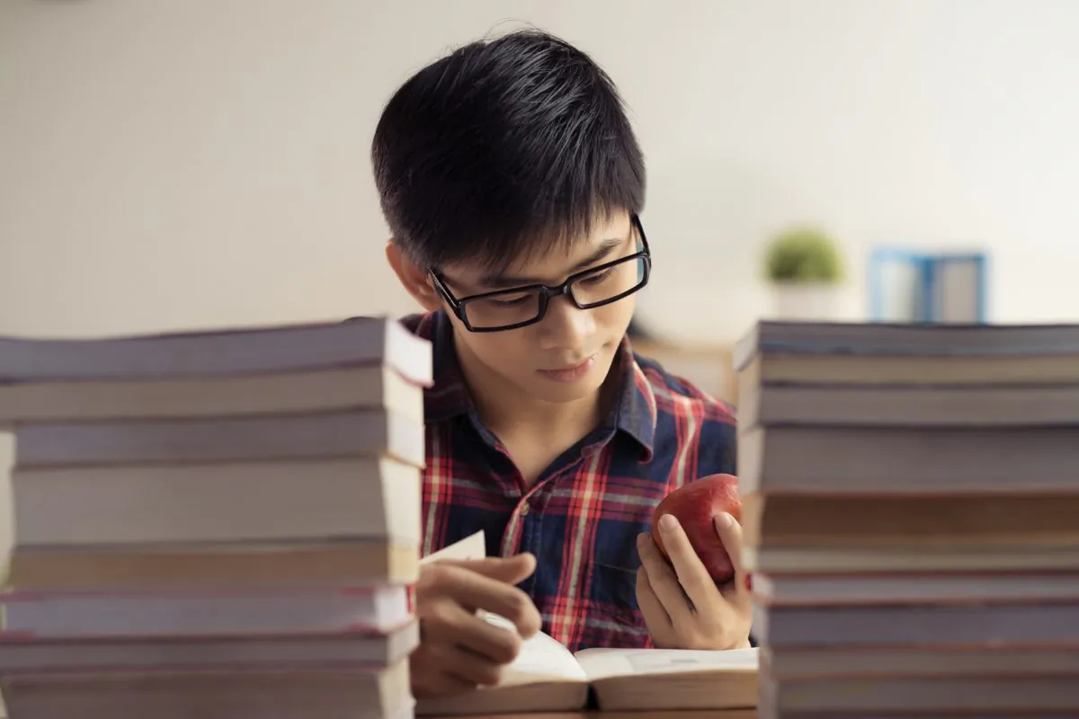 A 1934 textbook encouraged students to read attentively and for enjoyment—a goal still worth aiming for today.(DragonImages/iStock.com)