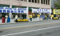 Banners Calling for Justice Follow China’s Xi Jinping to New York City