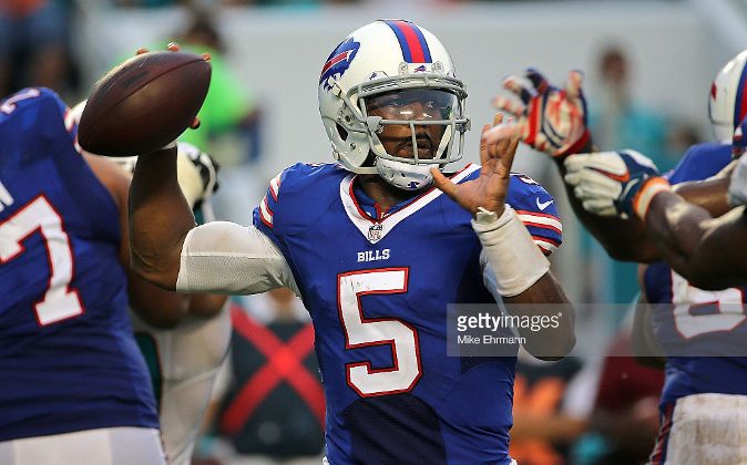 Tyrod Taylor #5 of the Buffalo Bills passes during a game against the Miami Dolphins at Sun Life Stadium on September 27, 2015 in Miami Gardens, Florida.