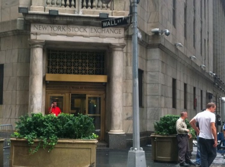The New York Stock Exchange suffers no damage or flooding on Sunday noon. (Kristen Meriwhether/The Epoch Times)