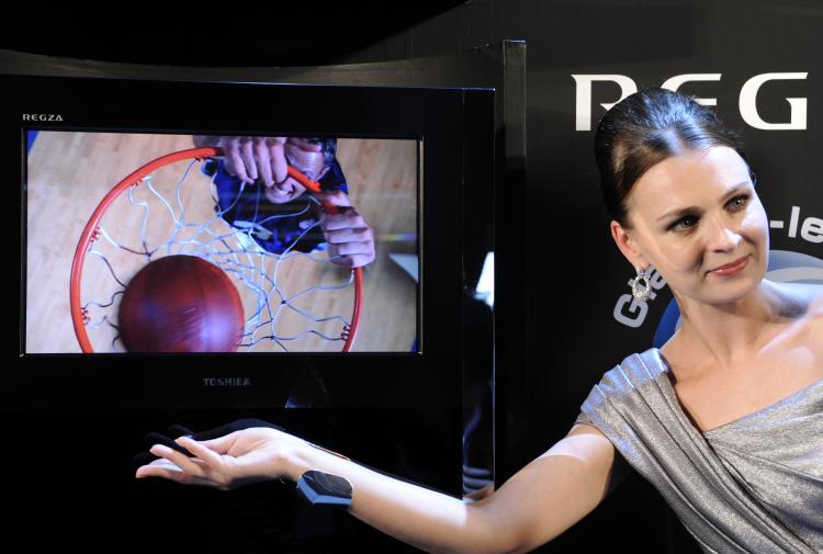 New 3D TVs unveiled by Toshiba don't require watchers to use glasses. (YOSHIKAZU TSUNO/AFP/Getty Images) New 3D TVs unveiled by Toshiba don't require watchers to use glasses. (YOSHIKAZU TSUNO/AFP/Getty Images)