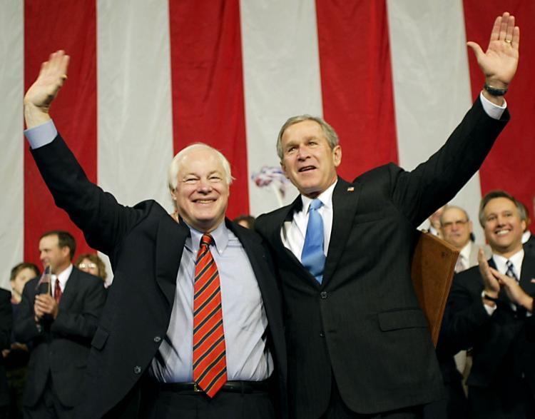 President George W. Bush with former Congressman Jim Leach at a Republican rally in 2002. (Tim Sloan/AFP/Getty Images) President George W. Bush with former Congressman Jim Leach at a Republican rally in 2002. (Tim Sloan/AFP/Getty Images)