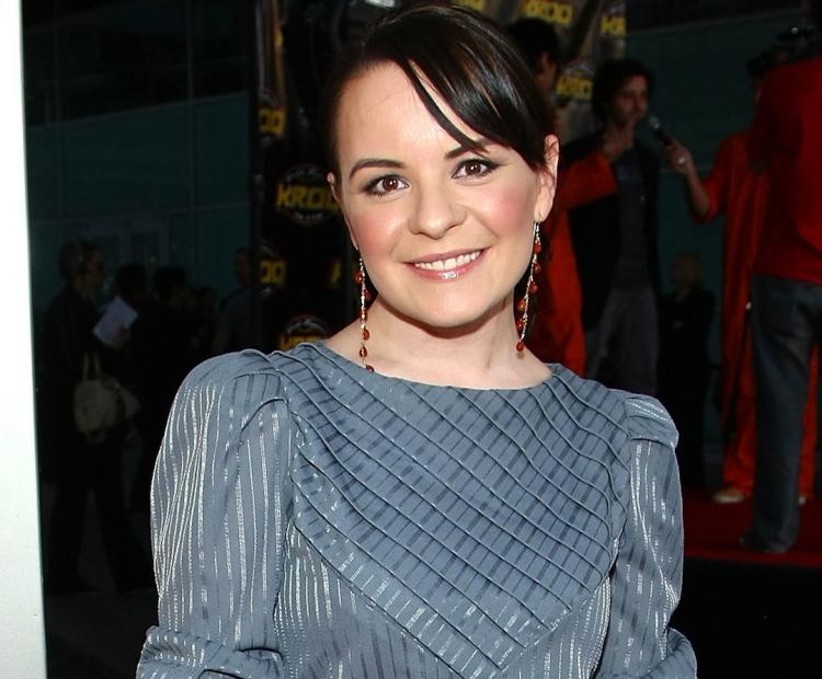 Jenna von Oy, Six LeMeure from Blossom, Talks About Her Wedding