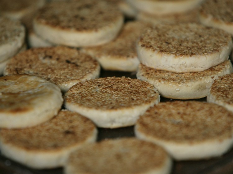 82378698 Cakes prepared for the Mid-autumn Festival