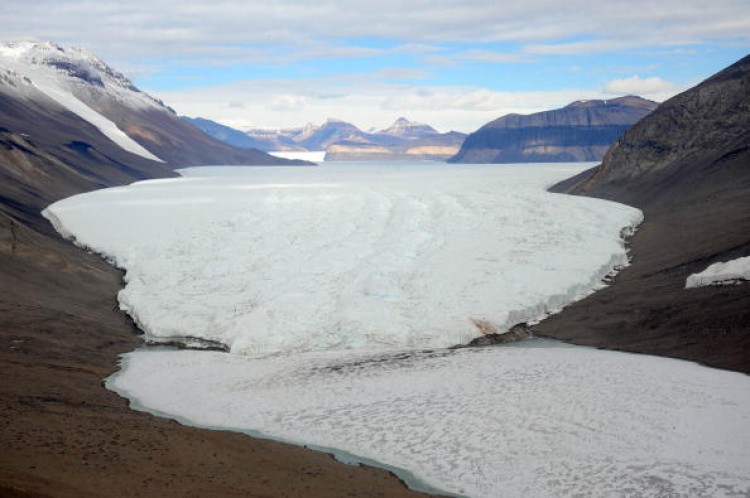 A general view of the the Dry Valley region. There is a growing interest, in the antarctic, from countries seeking minerals and other resources. (Monaco Palace via Getty Images) A general view of the the Dry Valley region. There is a growing interest, in the antarctic, from countries seeking minerals and other resources. (Monaco Palace via Getty Images)