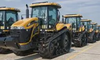 Caterpillar’s Shares Tumble on Disappointing Profit Outlook