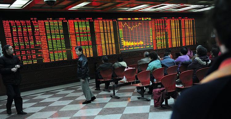 STOCK DROP: Stock markets in Shanghai and Shenzhen in mainland China experienced huge drops again on the last business day of August, with Shanghai stock market falling over six percent and Shenzhen over seven percent. These drops are the highest recorded since June 10, 2008. (Getty Images) STOCK DROP: Stock markets in Shanghai and Shenzhen in mainland China experienced huge drops again on the last business day of August, with Shanghai stock market falling over six percent and Shenzhen over seven percent. These drops are the highest recorded since June 10, 2008. (Getty Images)