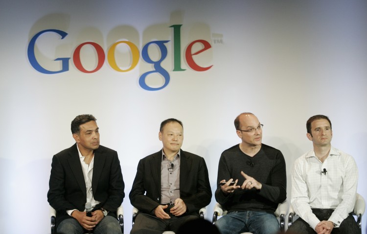 Google Debuts Its Nexus One Cell Phone Epoch Times Photo