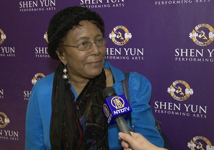 9_Jessie+Collins_edited Jessie Collins attends Shen Yun Performing Arts at Lincoln Center's David H. Koch Theater on Sunday afternoon. (Courtesy of NTD Television)