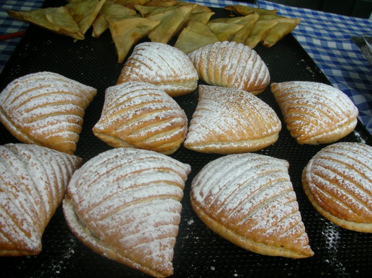 MOUTH-WATERING! Apple pastries at the Kleine Scheidegg Station. (Beverly Mann) MOUTH-WATERING! Apple pastries at the Kleine Scheidegg Station. (Beverly Mann)