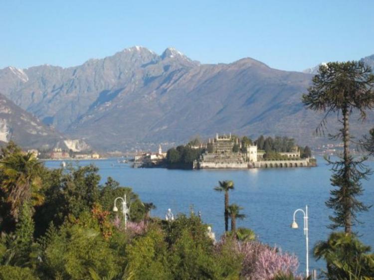 View of Isola Bella from Stresa (courtesy of Elke Backert) View of Isola Bella from Stresa (courtesy of Elke Backert)