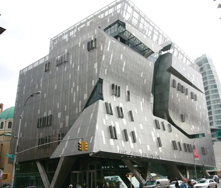 A LEED Platinum-certified building in New York in a file photo. (Zack Stieber/The Epoch Times)