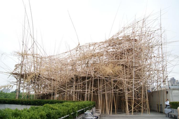 50-foot-tall Big Bamboo installation was previewed on Monday at the Metropolitan Museum of Art (Susan Tan/Epoch Times Staff) 50-foot-tall Big Bamboo installation was previewed on Monday at the Metropolitan Museum of Art (Susan Tan/Epoch Times Staff)