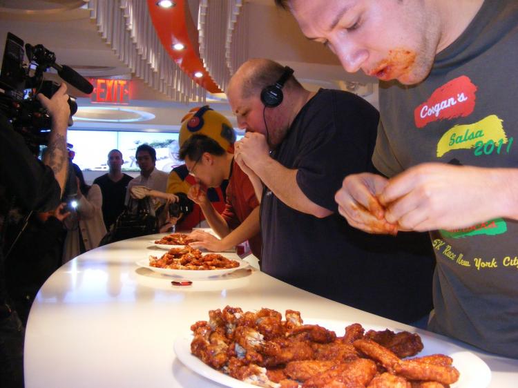 Kyochon Restaurant Hosts Chicken Wing Eating Contest in ...