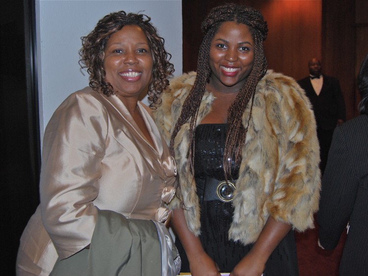 DSC_0004 Dr. Jane Edmond and her son enjoyed Shen Yun