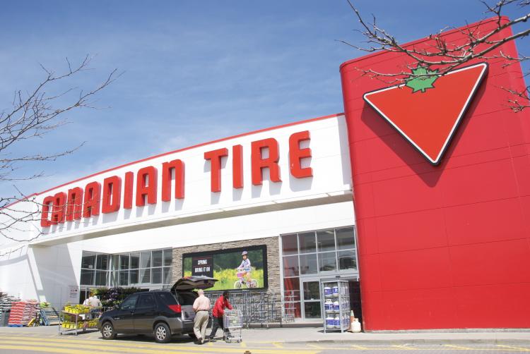 Canadian Tire has sealed a deal to acquire Forzani Group, a sporting goods company that owns well-known stores across Canada such as Sport Chek, Athletes World, and Sports Experts. (Pang Yue/The Epoch Times)