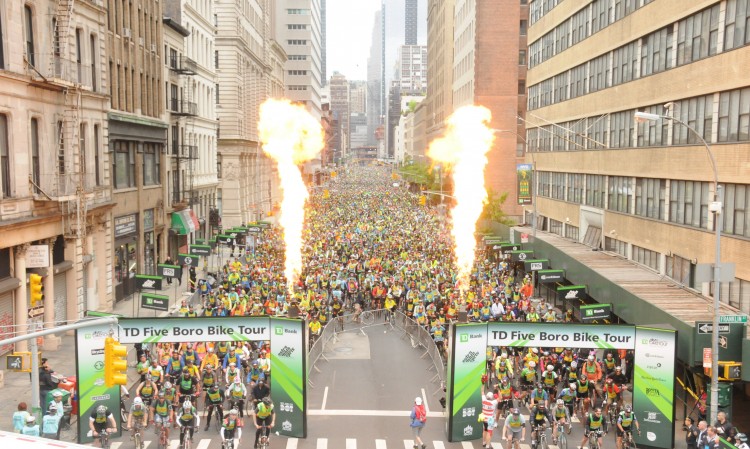 The kick-off of the 2012 TD 5 Boro Bike Tour in New York City, the largest bike tour of North America. (Source Communications)