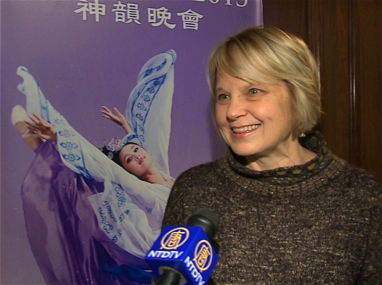 DeborahPearce Deborah Pearce attends Shen Yun