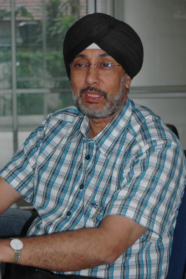 Dr. Harjit Singh (The Epoch Times)