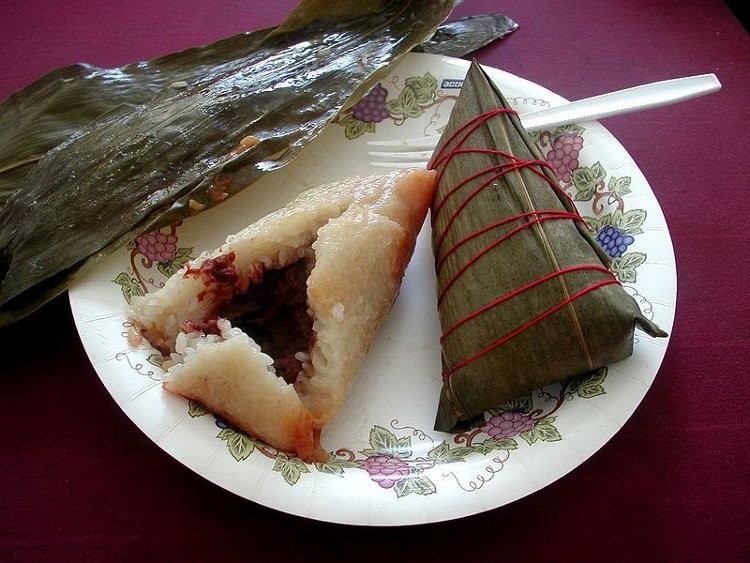 Zonzi is a traditional Chinese food, filled with rice, beans, meat and other things. (Allen Timothy Chang/Wikimedia Commons) Zonzi is a traditional Chinese food, filled with rice, beans, meat and other things. (Allen Timothy Chang/Wikimedia Commons)