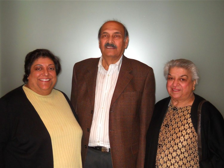 20130119 Shen Yun Toronto Sondhi Family