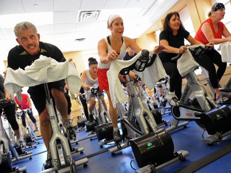 Joining a health club or fitness centre is a great way to get fit, but it is important to be a smart consumer and know your rights when shopping for a gym. (Stan Honda/AFP/Getty Images)